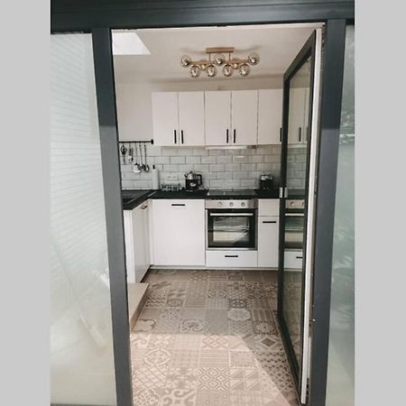 Wunderschoene Sanierte Wohnung Vor Den Toren Koelns 外观 照片