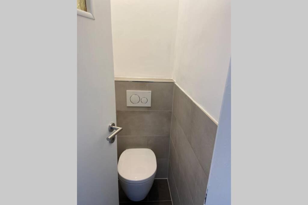 Wunderschoene Sanierte Wohnung Vor Den Toren Koelns 外观 照片