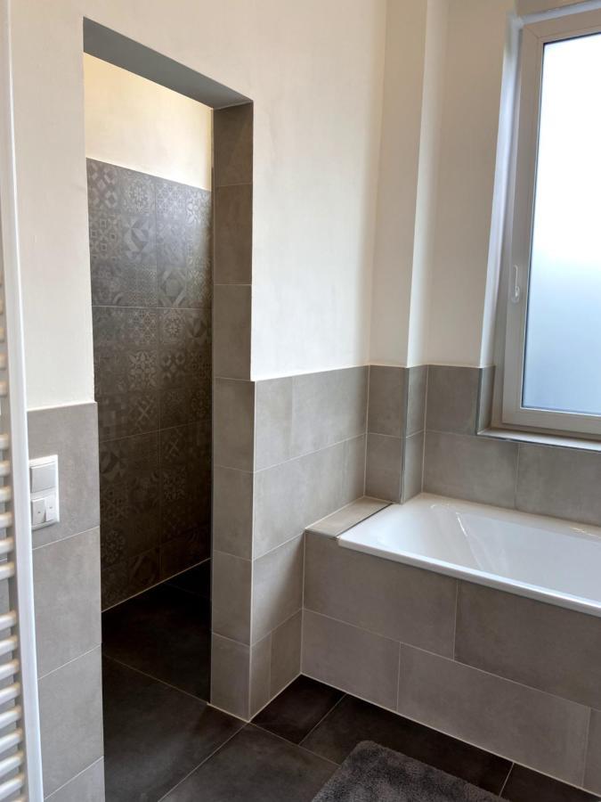 Wunderschoene Sanierte Wohnung Vor Den Toren Koelns 外观 照片