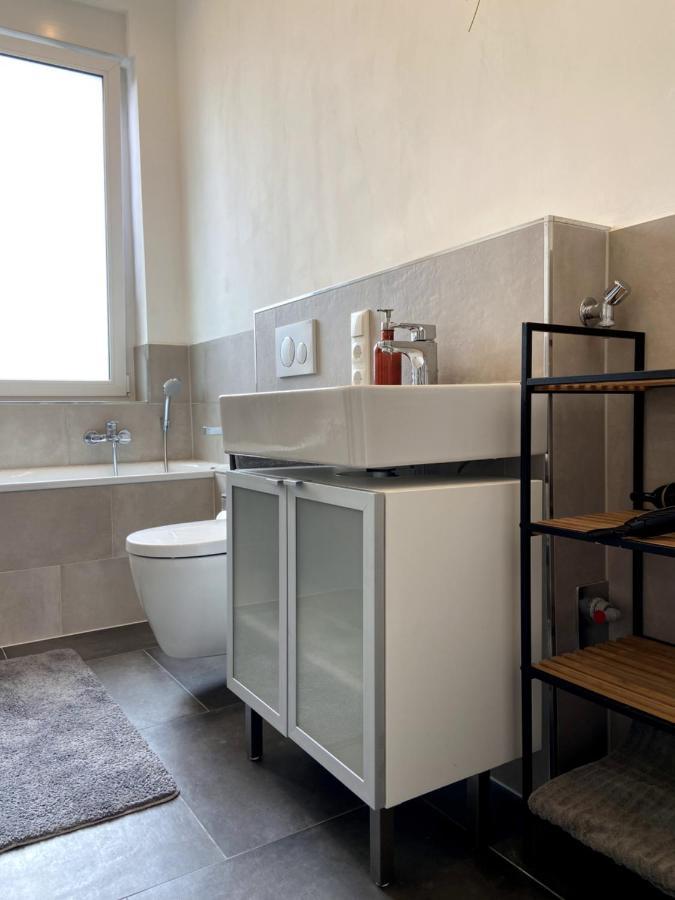 Wunderschoene Sanierte Wohnung Vor Den Toren Koelns 外观 照片